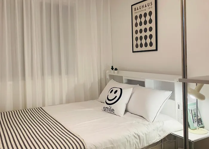 Cozy Erin Stay, Itaewon * Seoul